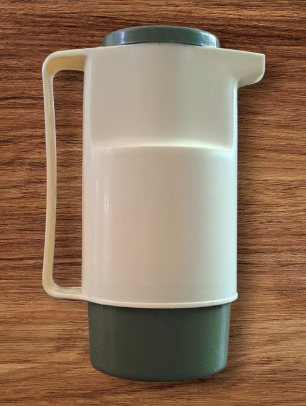 Vintage Eagle Twist And Pour Pitcher